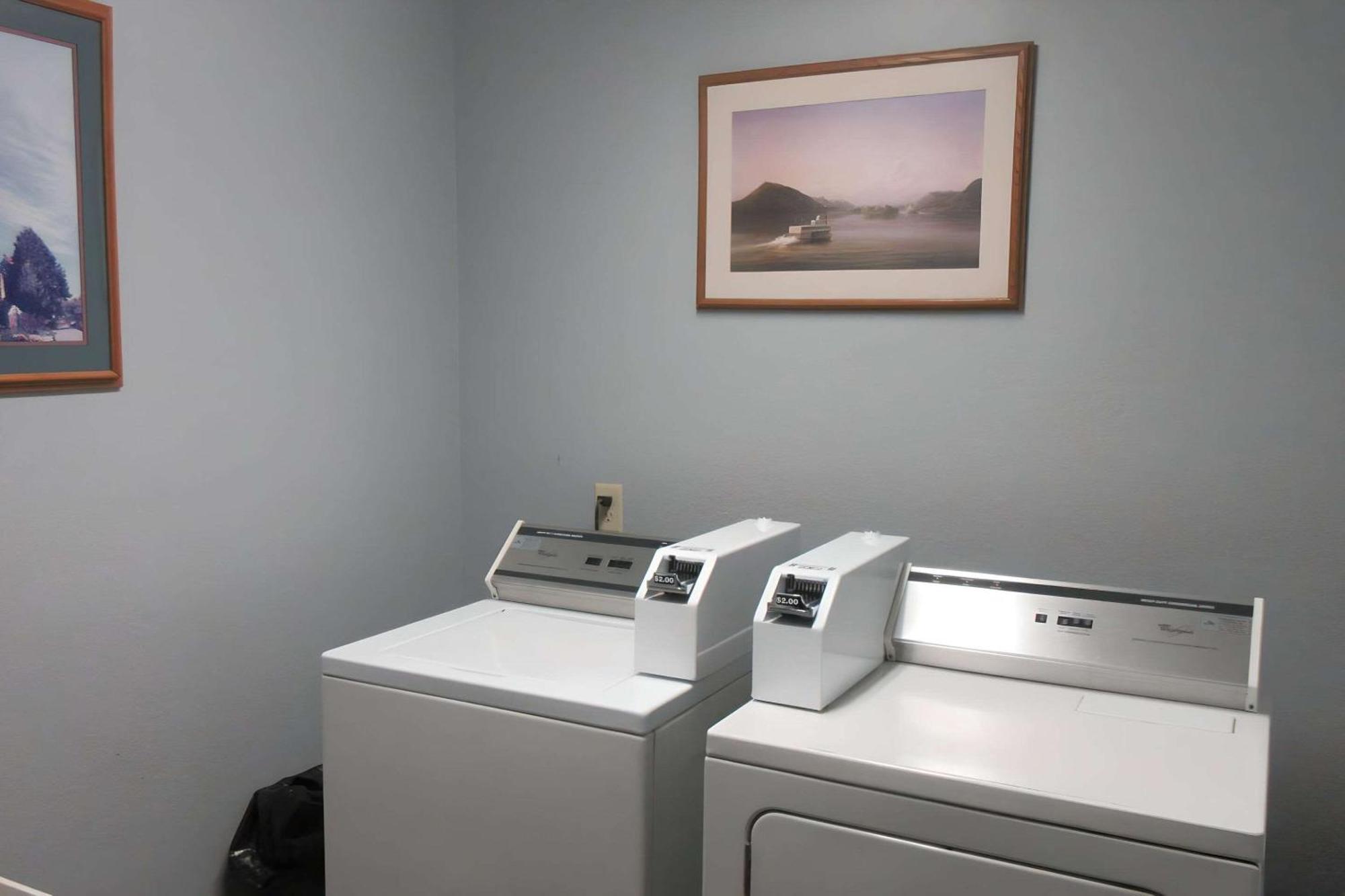 Quality Inn & Suites Stillwater Extérieur photo