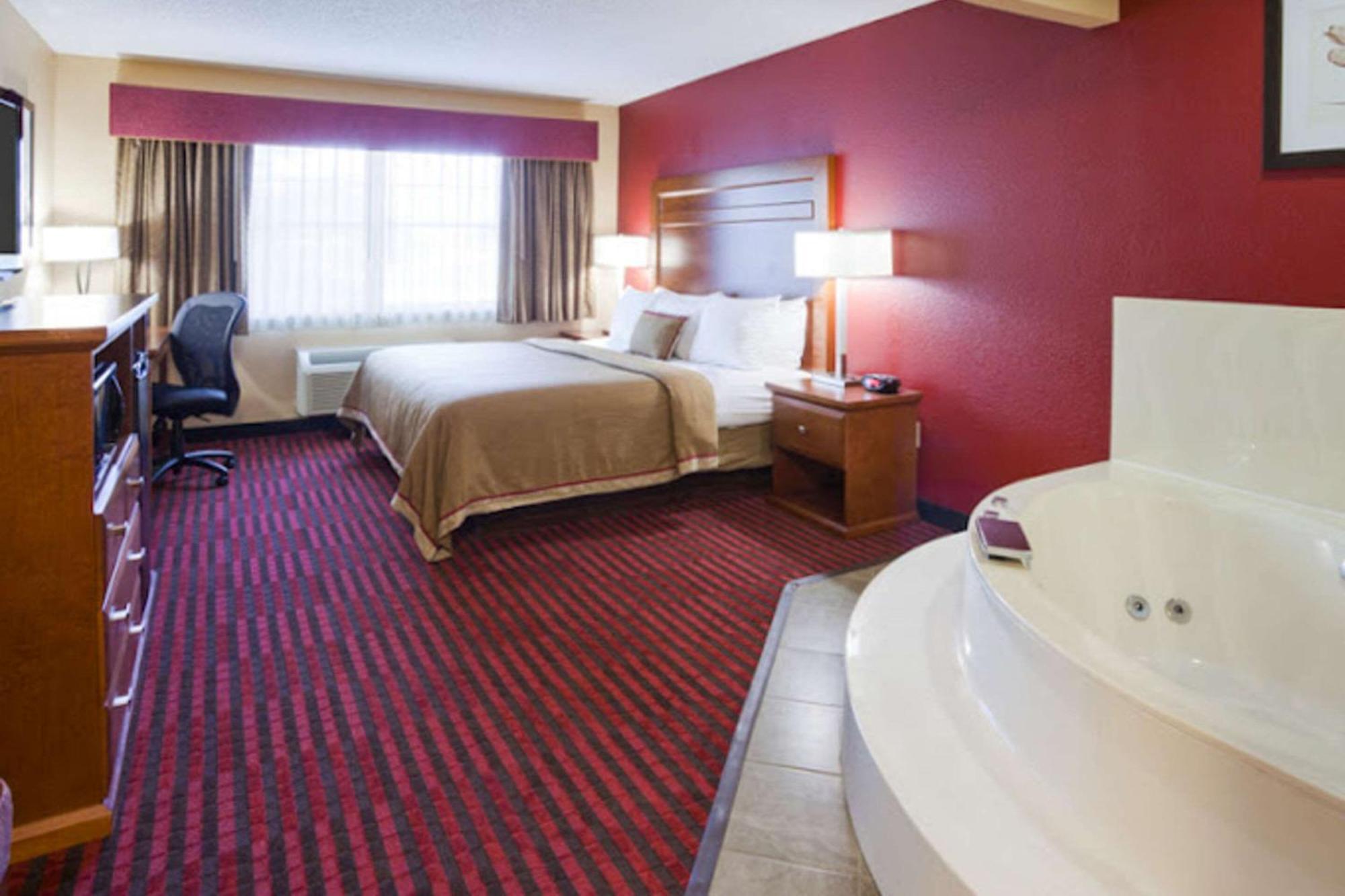 Quality Inn & Suites Stillwater Extérieur photo